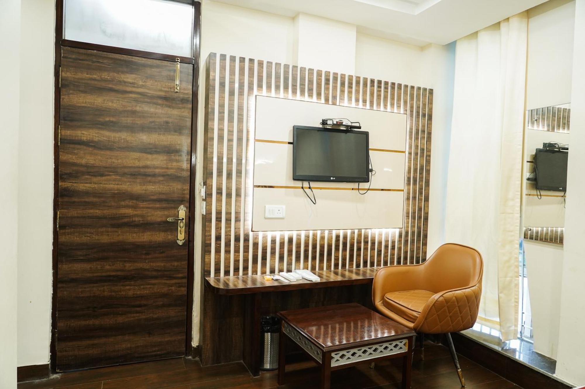 Hotel Batra Home Nizamuddin Νέο Δελχί Εξωτερικό φωτογραφία