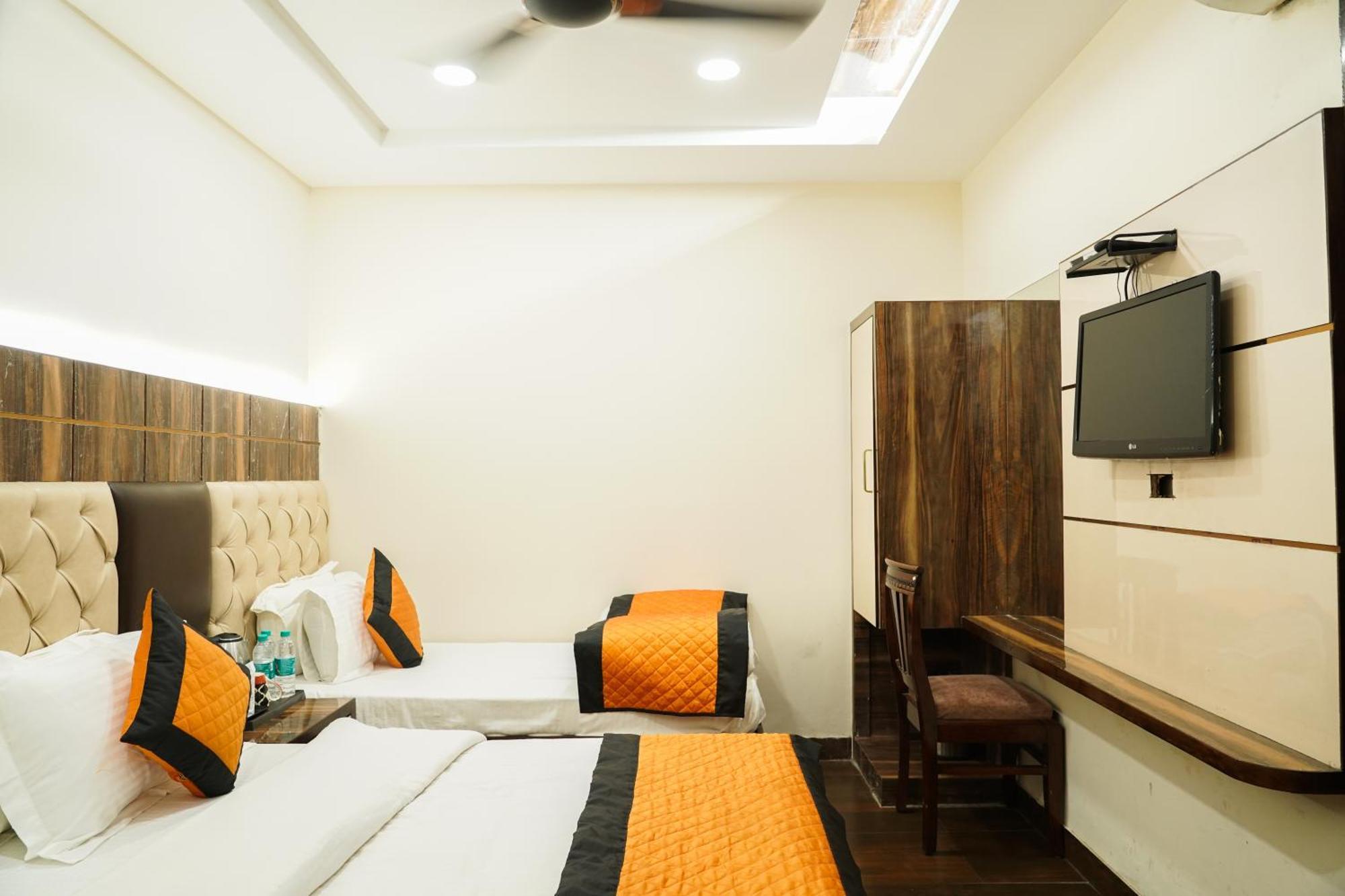 Hotel Batra Home Nizamuddin Νέο Δελχί Εξωτερικό φωτογραφία
