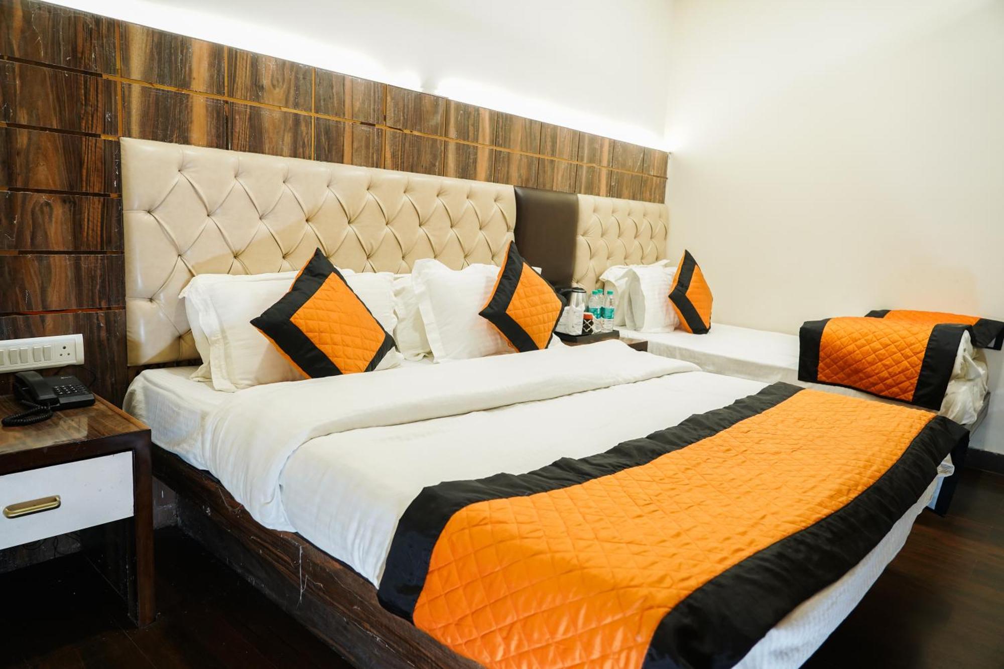 Hotel Batra Home Nizamuddin Νέο Δελχί Εξωτερικό φωτογραφία