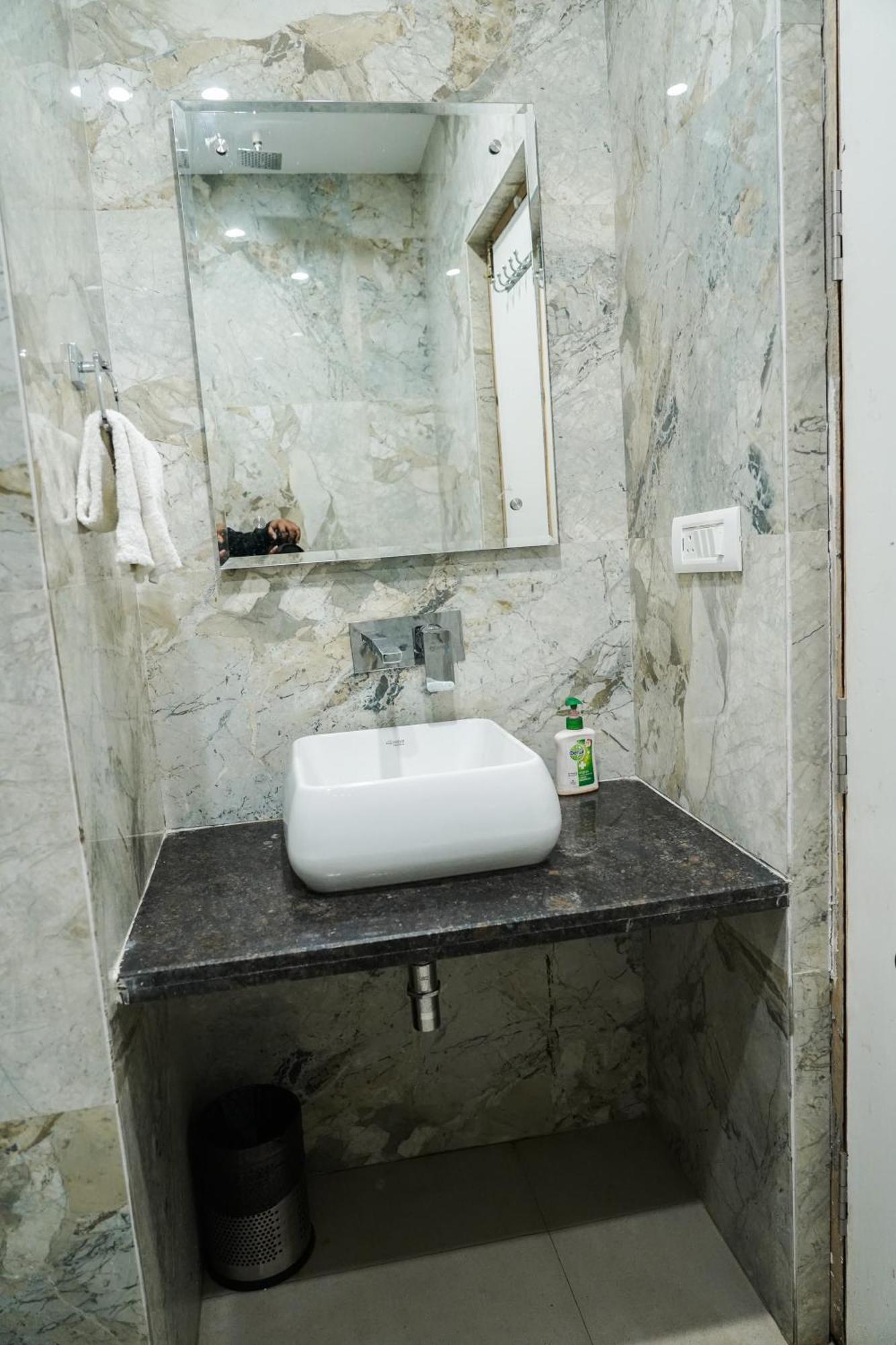 Hotel Batra Home Nizamuddin Νέο Δελχί Εξωτερικό φωτογραφία