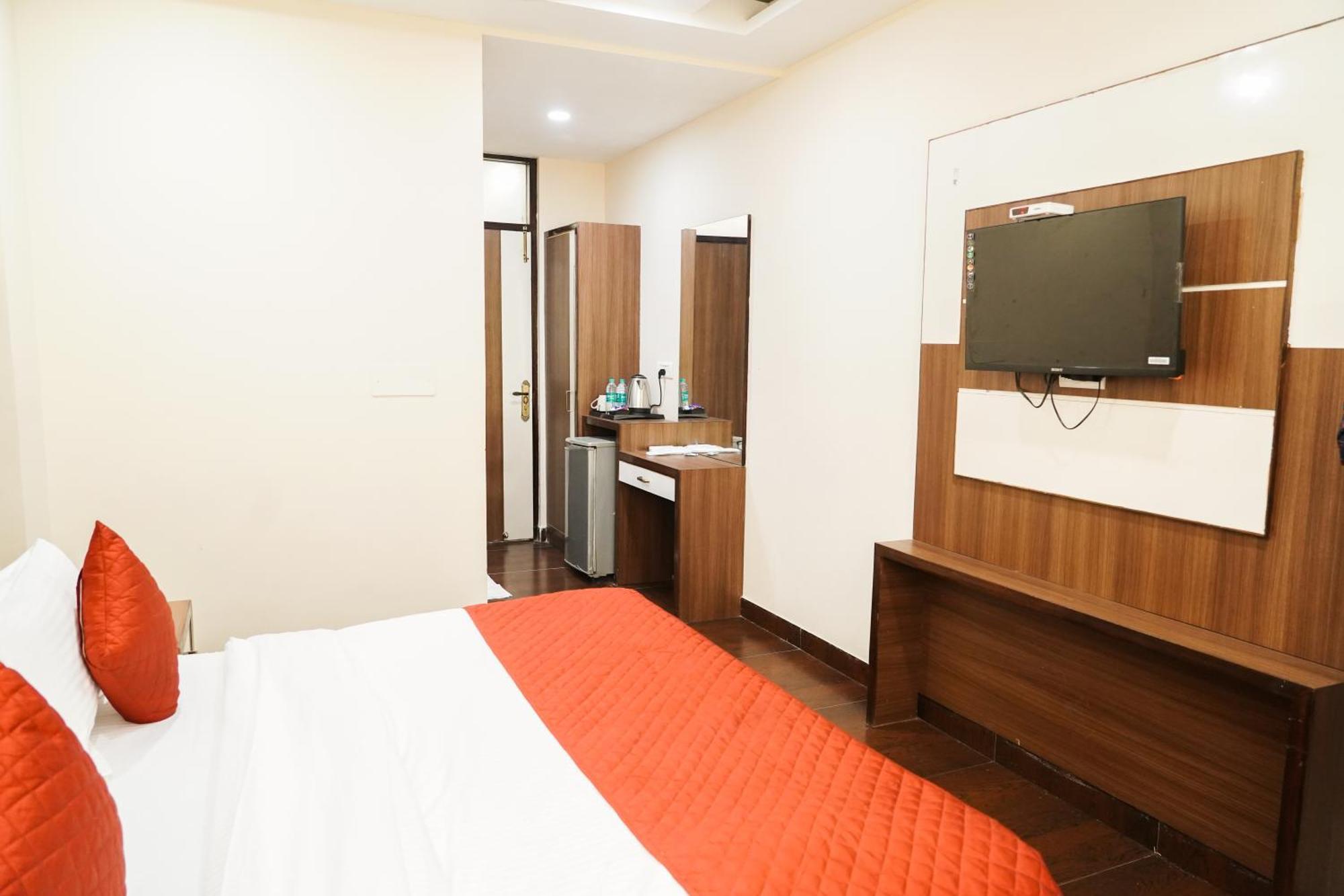 Hotel Batra Home Nizamuddin Νέο Δελχί Εξωτερικό φωτογραφία