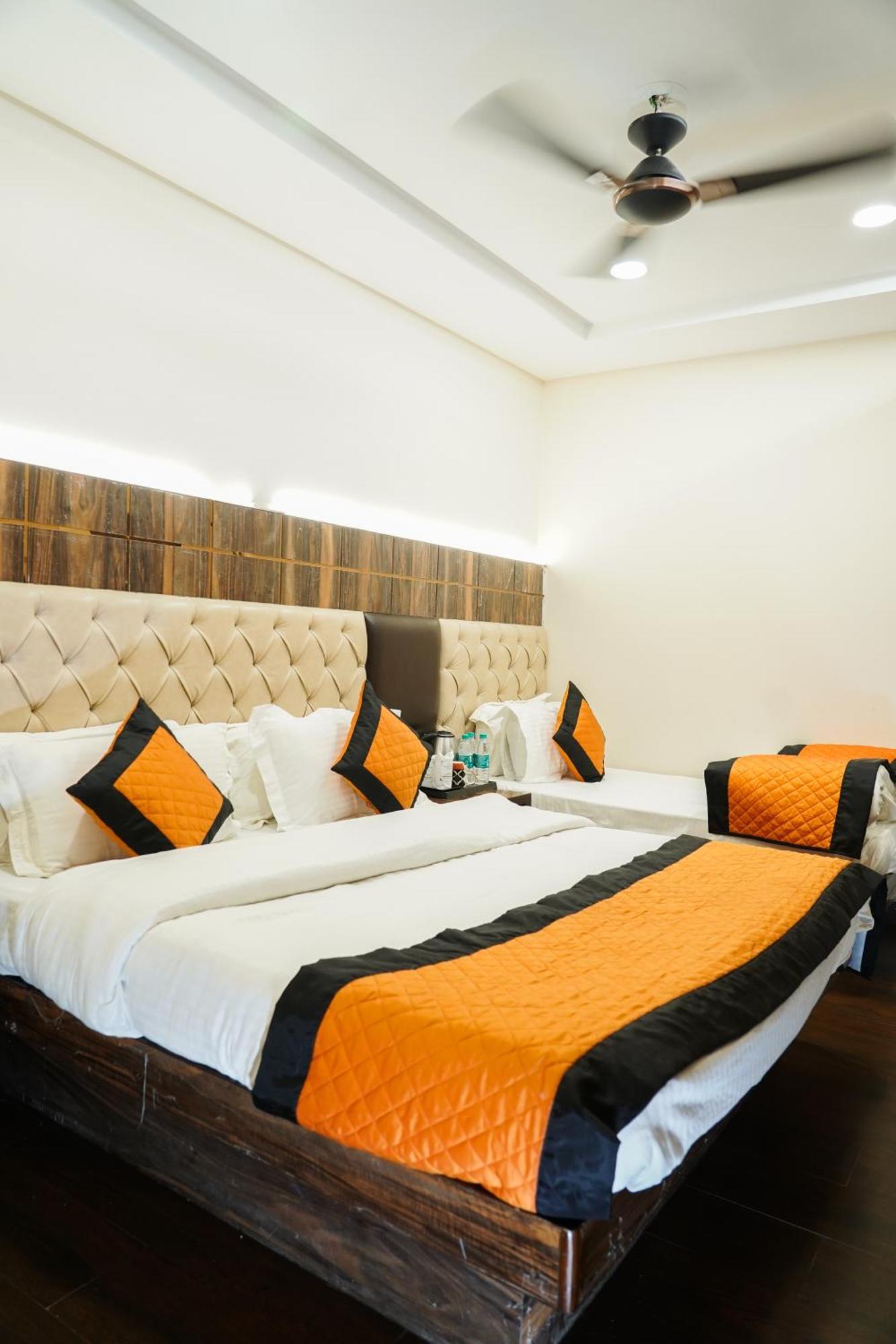 Hotel Batra Home Nizamuddin Νέο Δελχί Εξωτερικό φωτογραφία